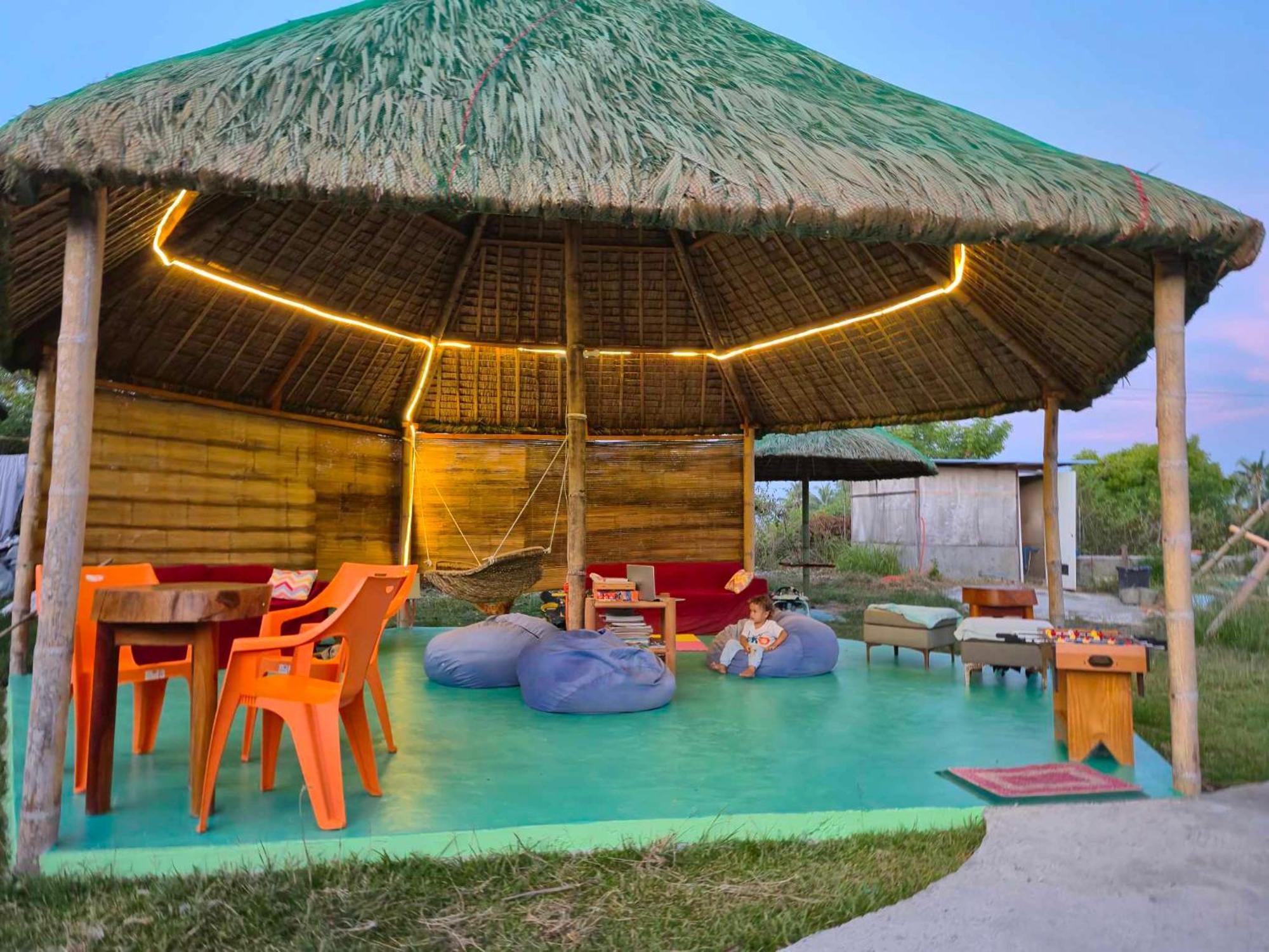 Nirvana Resort & Dive Centre - Moalboal Exterior photo